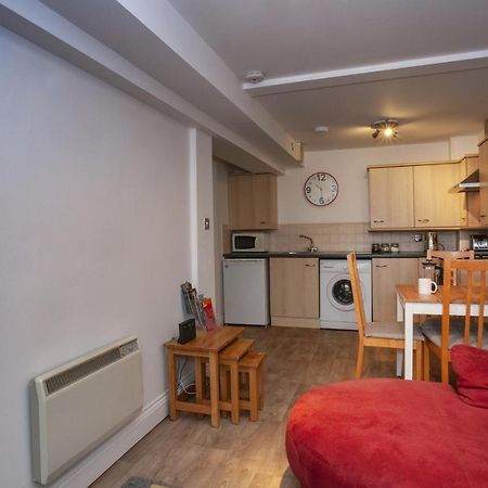 The Maltings - Cosy Apartment Just Outside Of City Centre Canterbury Ngoại thất bức ảnh