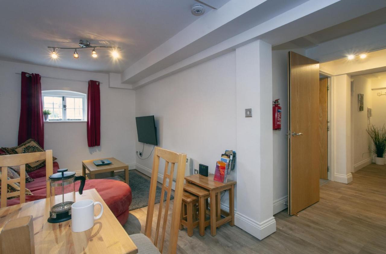 The Maltings - Cosy Apartment Just Outside Of City Centre Canterbury Ngoại thất bức ảnh