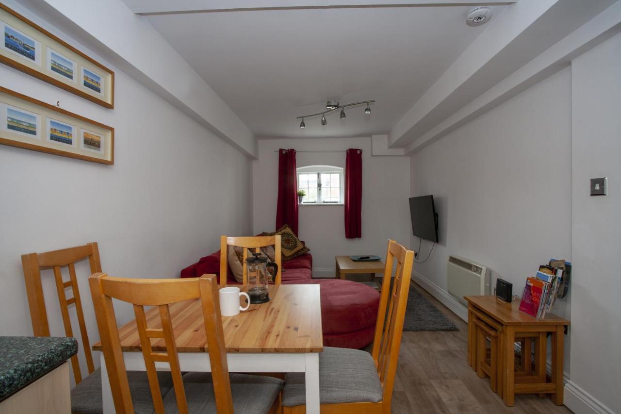 The Maltings - Cosy Apartment Just Outside Of City Centre Canterbury Ngoại thất bức ảnh